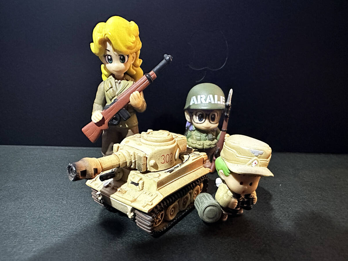 Dr.スランプ アラレちゃん ミリタリーコスチュームフィギュア