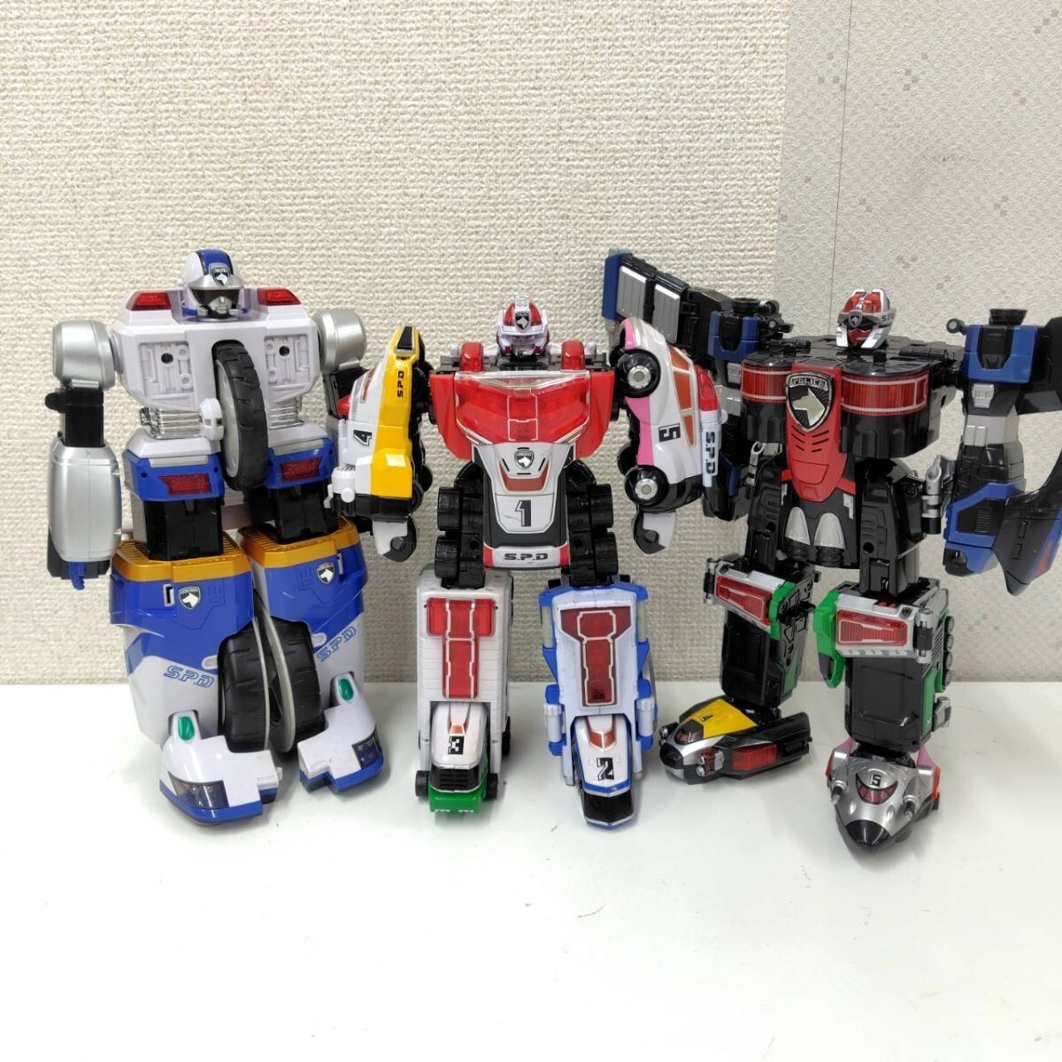 新品】売切り 未開封品【ミニプラ】アクションデカレンジャー×5 デカ