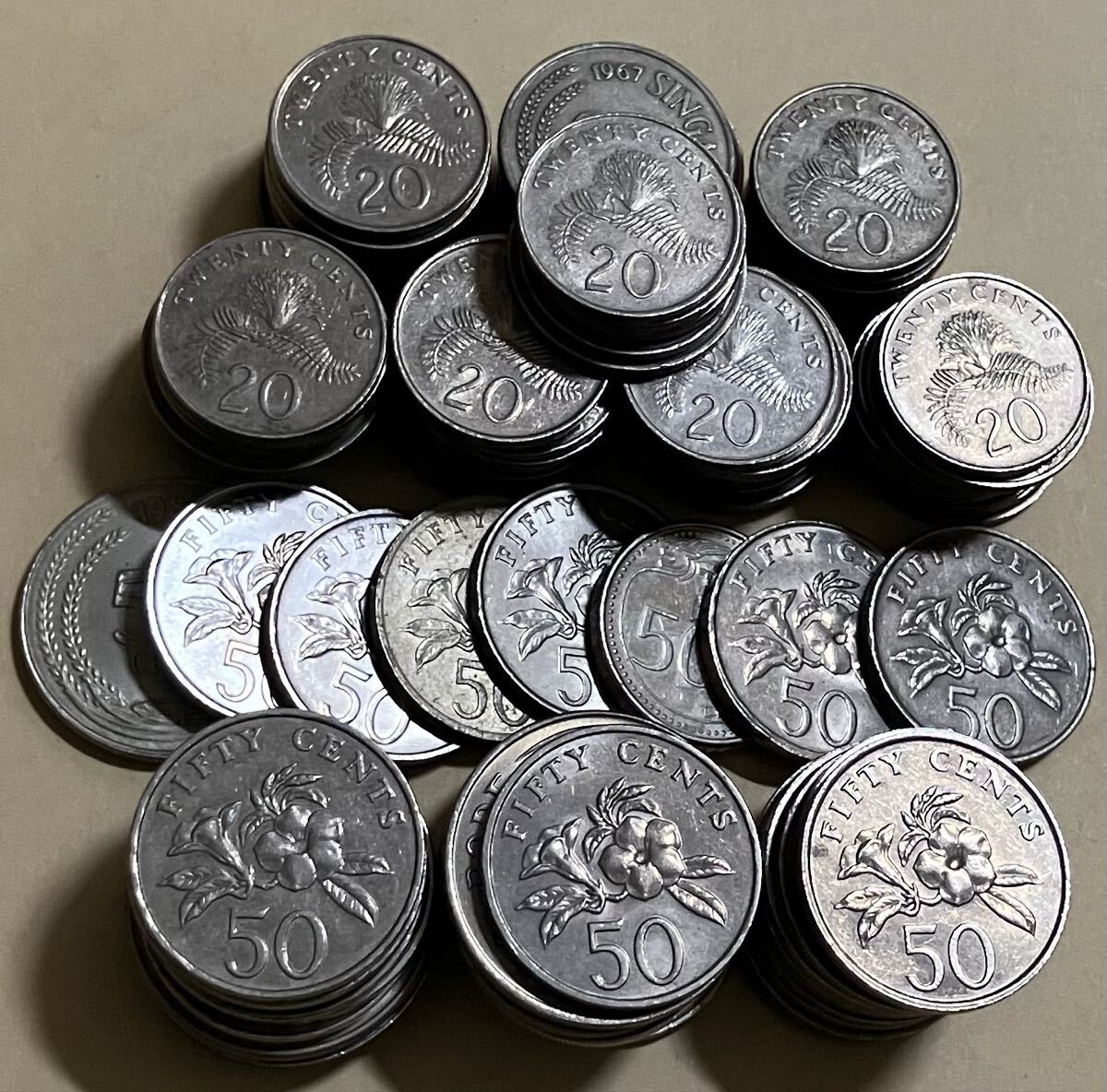 希少品セール】シンガポール 新デザイン20セント硬貨1枚、新デザイン5