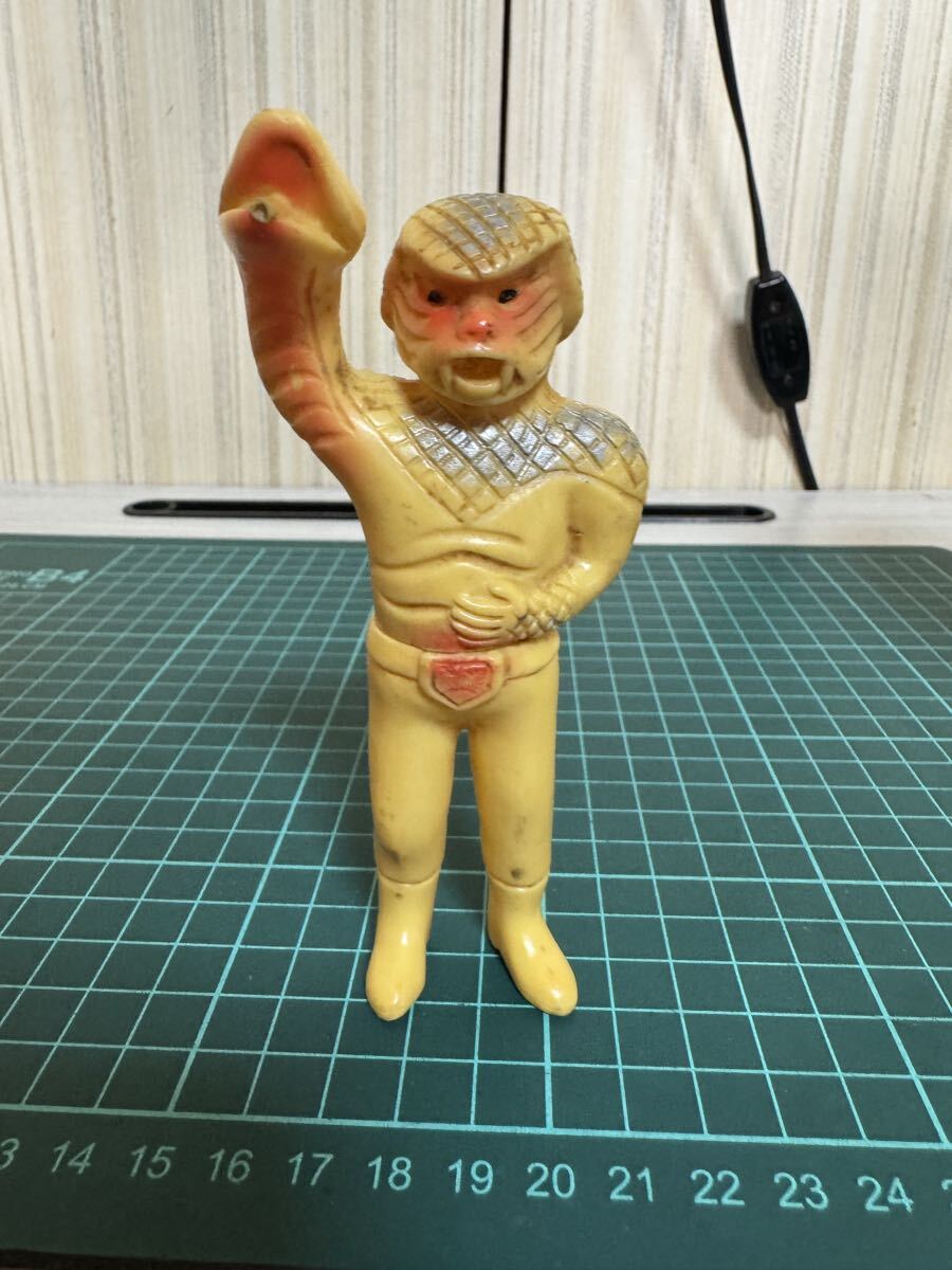 HG仮面ライダーショッカー怪人、海ヘビ男の落札情報詳細 - Yahoo