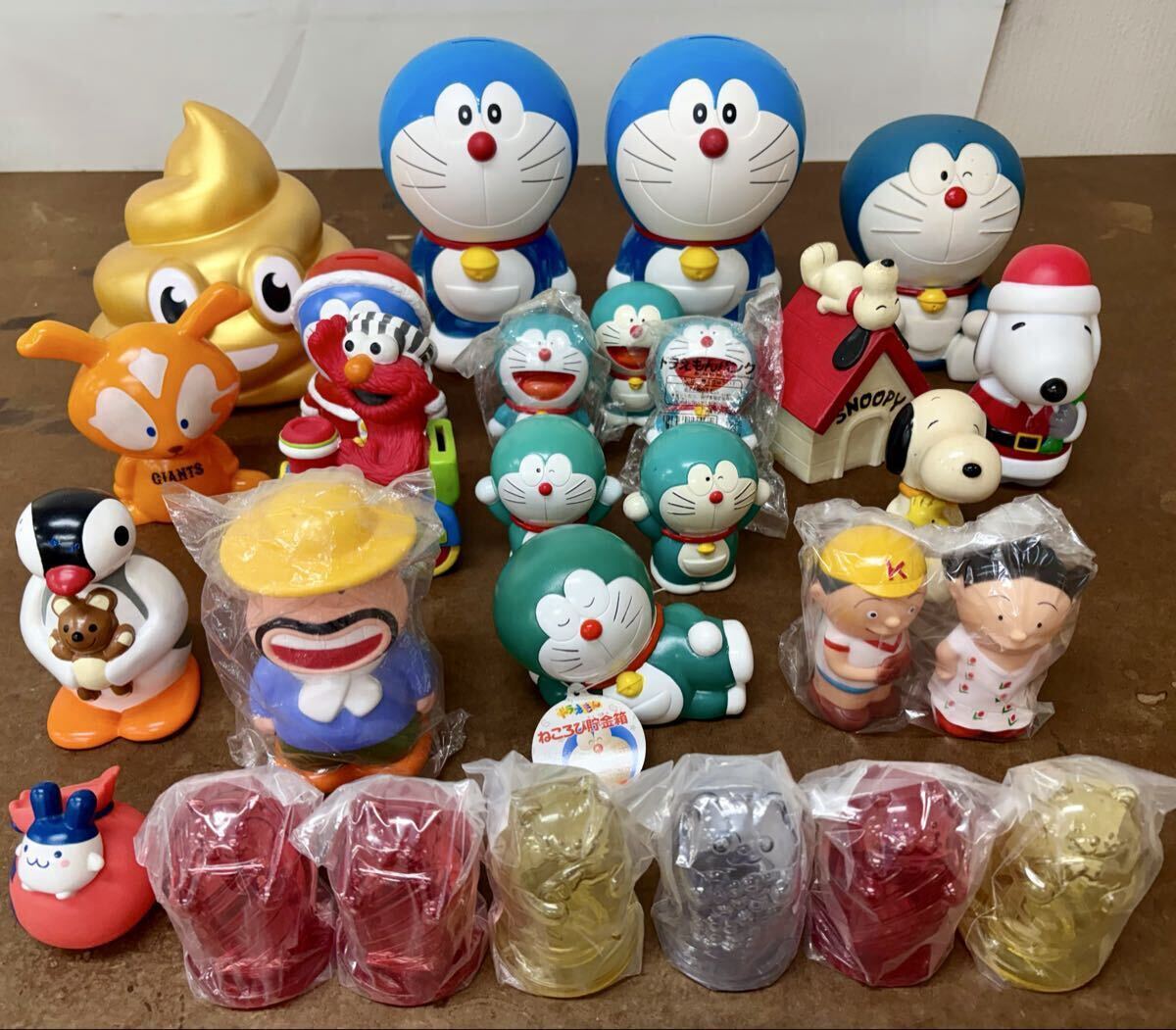 新品】非売品 新品 明治カール カールおじさん貯金箱 カール