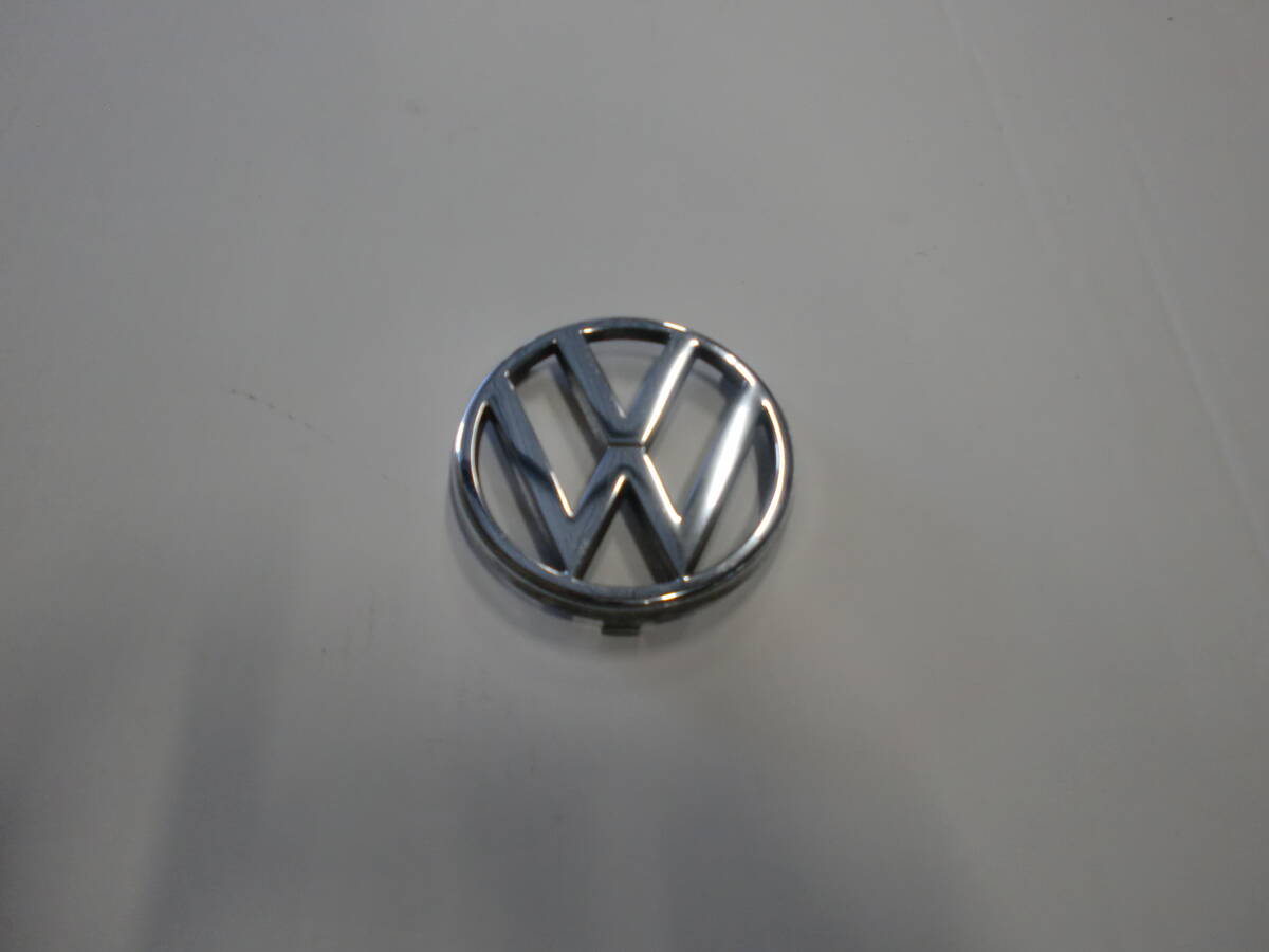 H【00】VW フォルクスワーゲン ティグアン純正 フロントエンブレム 5NA