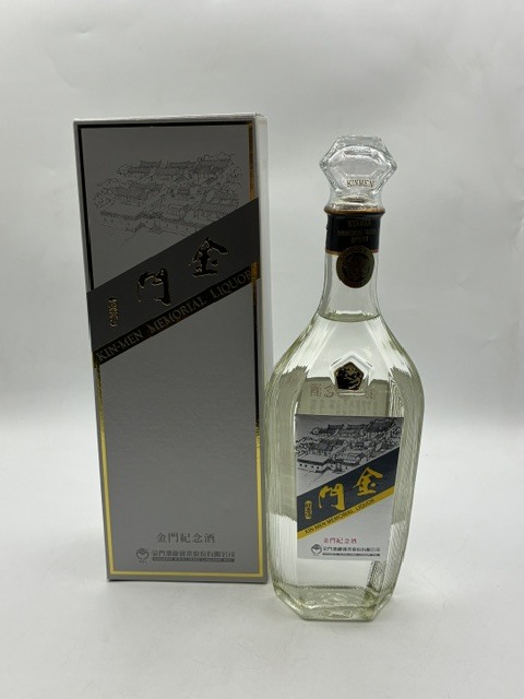 新品】【YH-9119】未開栓 古酒 白酒 金門 陳高 陳年特級高粱酒 VSOP