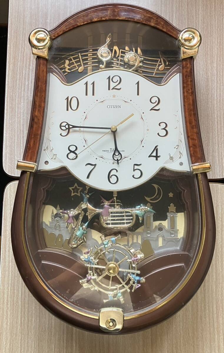 展示品 ☆ CITIZEN 壁掛け時計 パルミューズロンド 茶 4MN401-B23 毎正