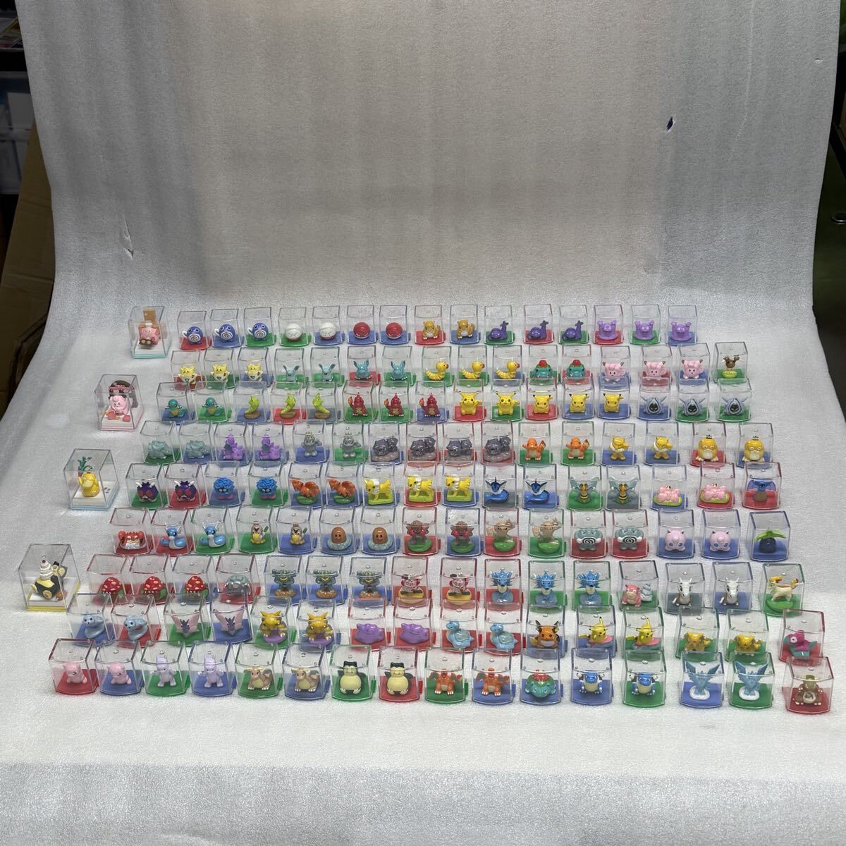 ポケモンフィギュア プラコロ ミュウ ミュウツー クリア 計2点の落札