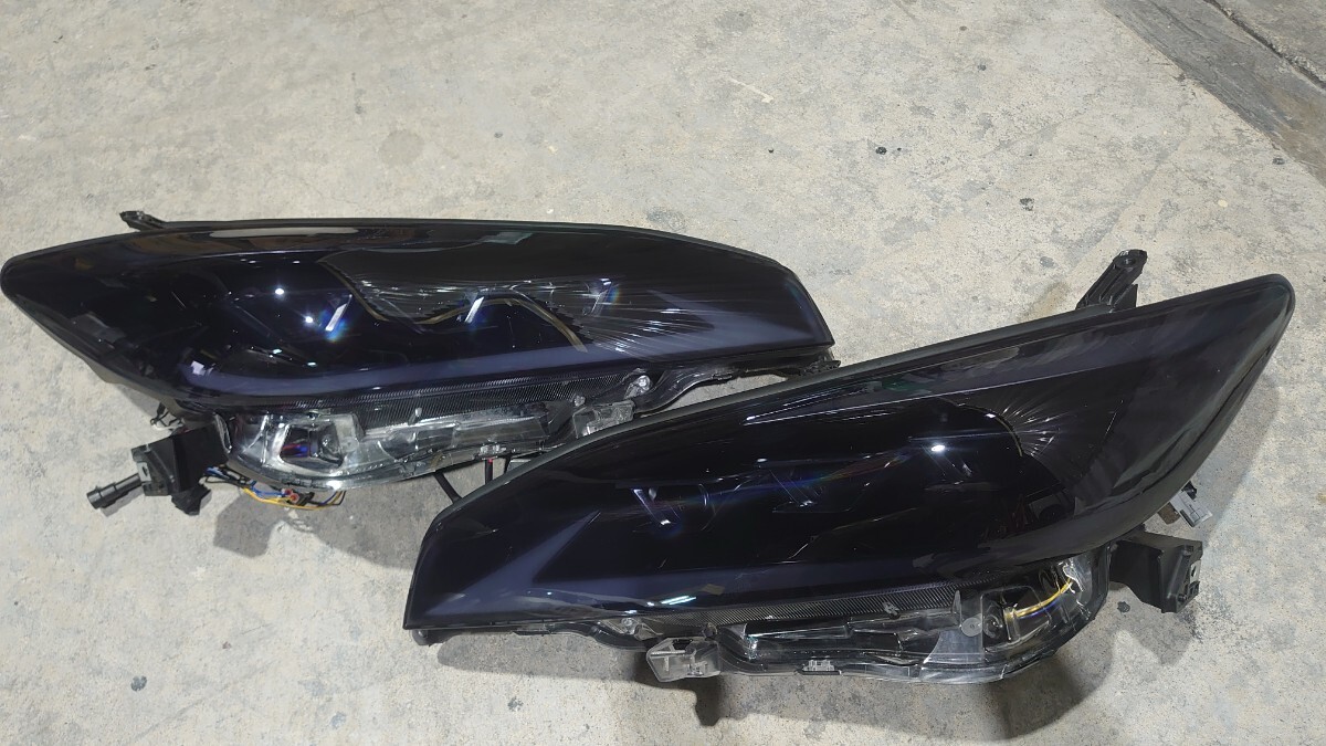 中古】トヨタ ウィッシュ 20系 HIDヘッドライト 殻割り済の落札
