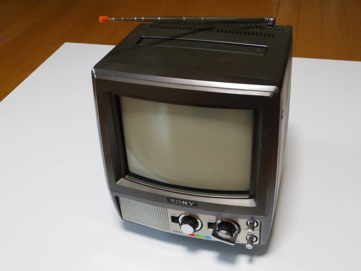 中古】ビクター M-8000 FMステレオ ラテカセ 白黒テレビジョン受信機