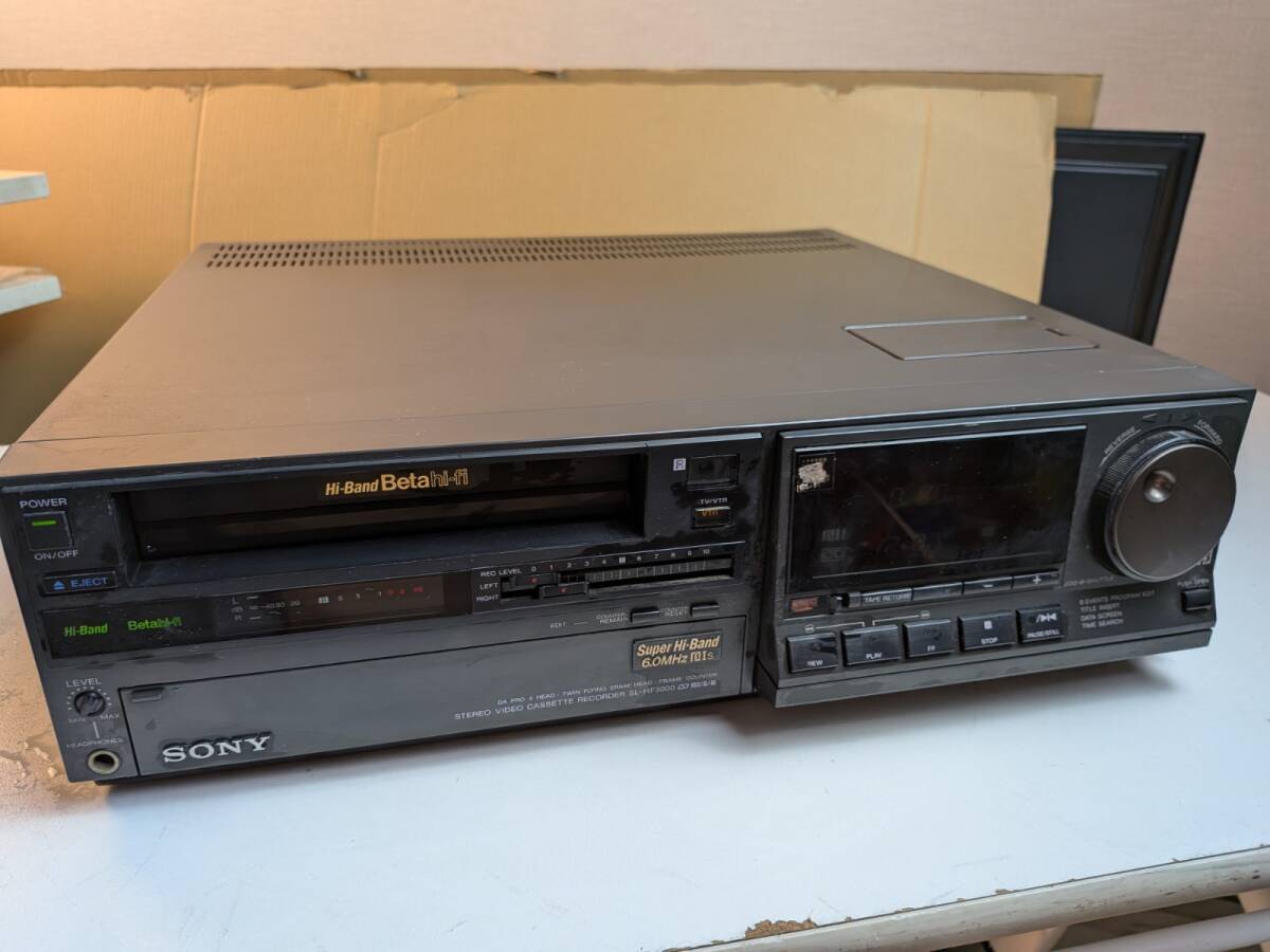 中古】ソニー 旧式 ビデオ カセット レコーダー デッキ システム