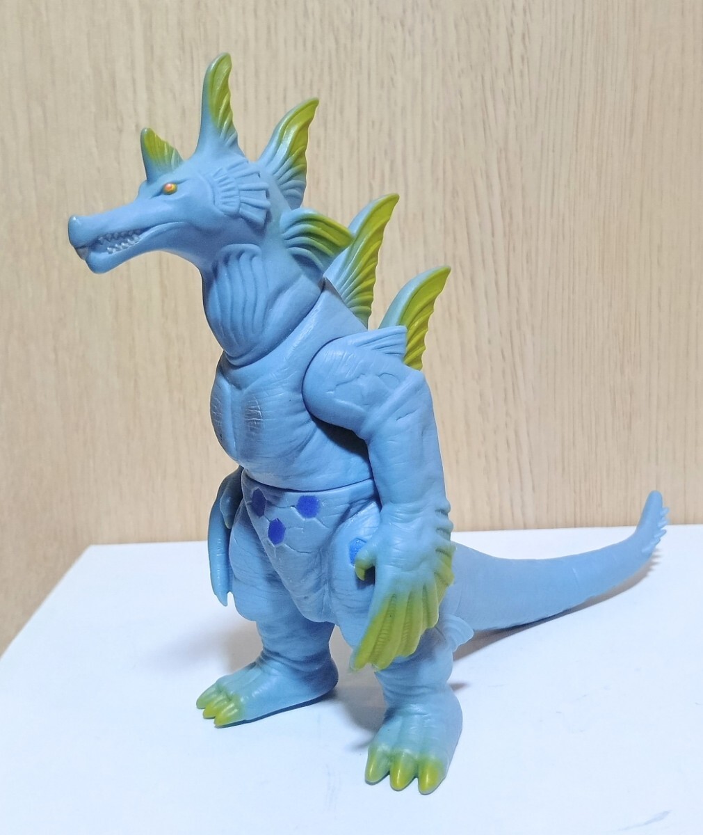 G918☆ウルトラマンギンガ ウルトラ怪獣500シリーズ ソフビ16体 ライブ