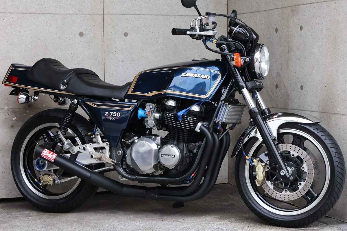 横浜～ Kawasaki ゼファー400 C5 旧車 Z2 ブラック火の玉カラー