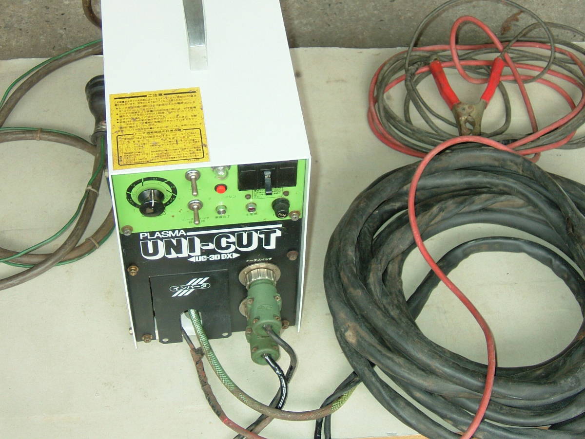 ☆ダイヘン エアプラズマ切断機 UNI-CUT VRCU-35 中古 - filoseditora 【初売り】 ☆ダイヘン 中古 VRCU-35 UNI-CUT エアプラズマ切断機 工具/メンテナンス