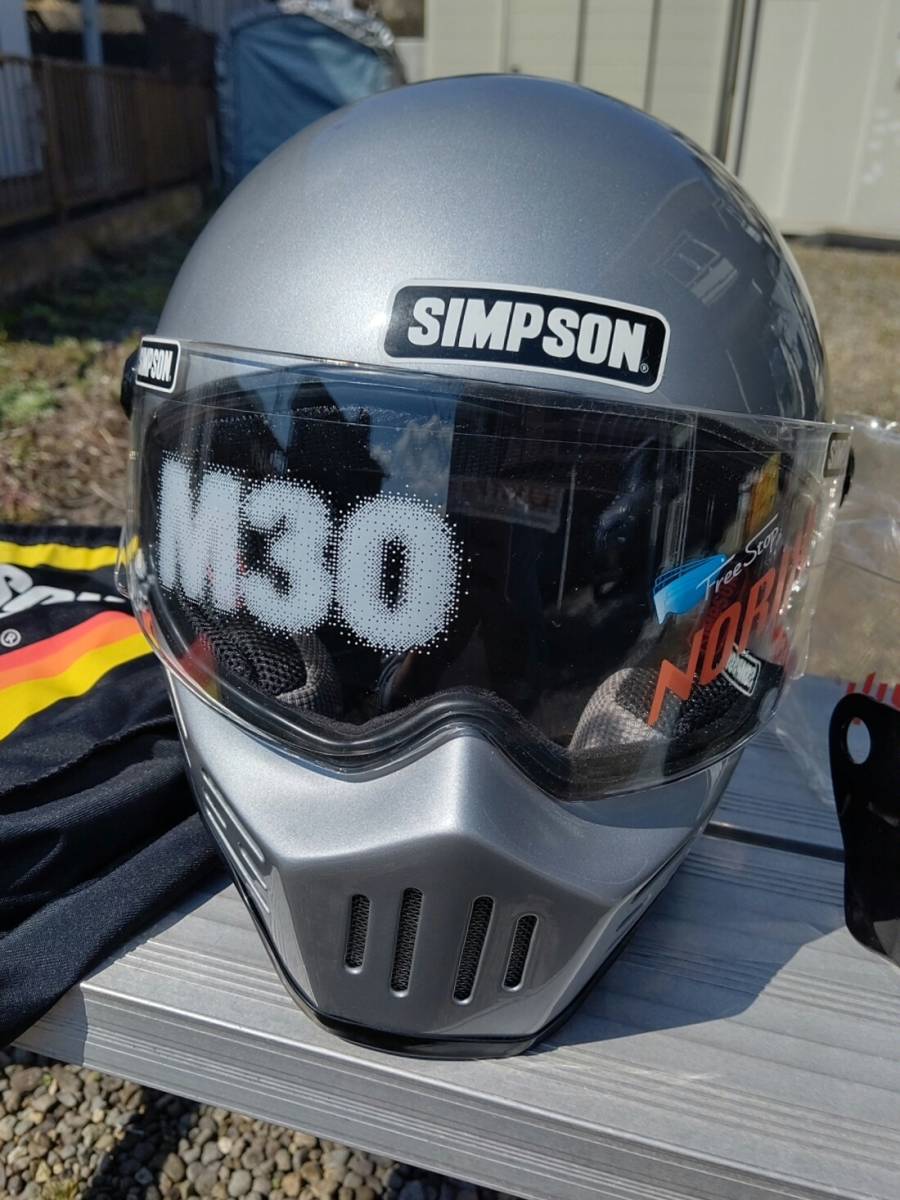 SIMPSOM M30 シルバー ヘルメット（シンプソン ヘルメット 白 M 