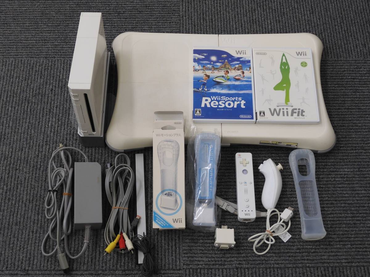 S8685 任天堂 Wii 本体 バランスボード コントローラー ヌンチャク Wiiモーションプラス ソフト 2本 中古 の落札情報詳細 ヤフオク落札価格情報 オークフリー スマートフォン版