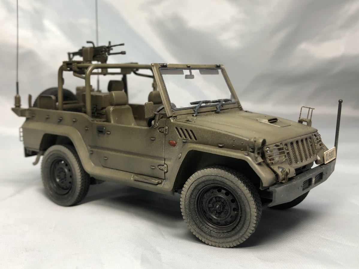 モノクローム 1/35 陸上自衛隊 1/2t トラック 三菱パジェロ 斥候車