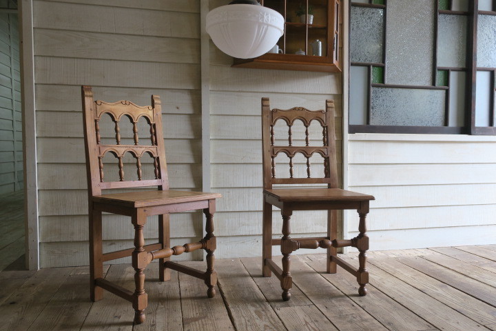 希少・良品スペイン製 カントリー家具 テーブル＆チェア2脚 アンティーク
