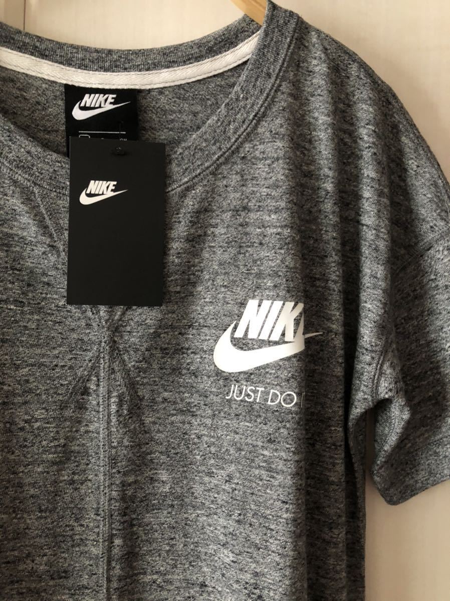 新品 送料無料 新品タグ付 Nike ナイキ ワンピース 半袖 グレー Sサイズ Tシャツワンピ の落札情報詳細 ヤフオク落札価格情報 オークフリー スマートフォン版