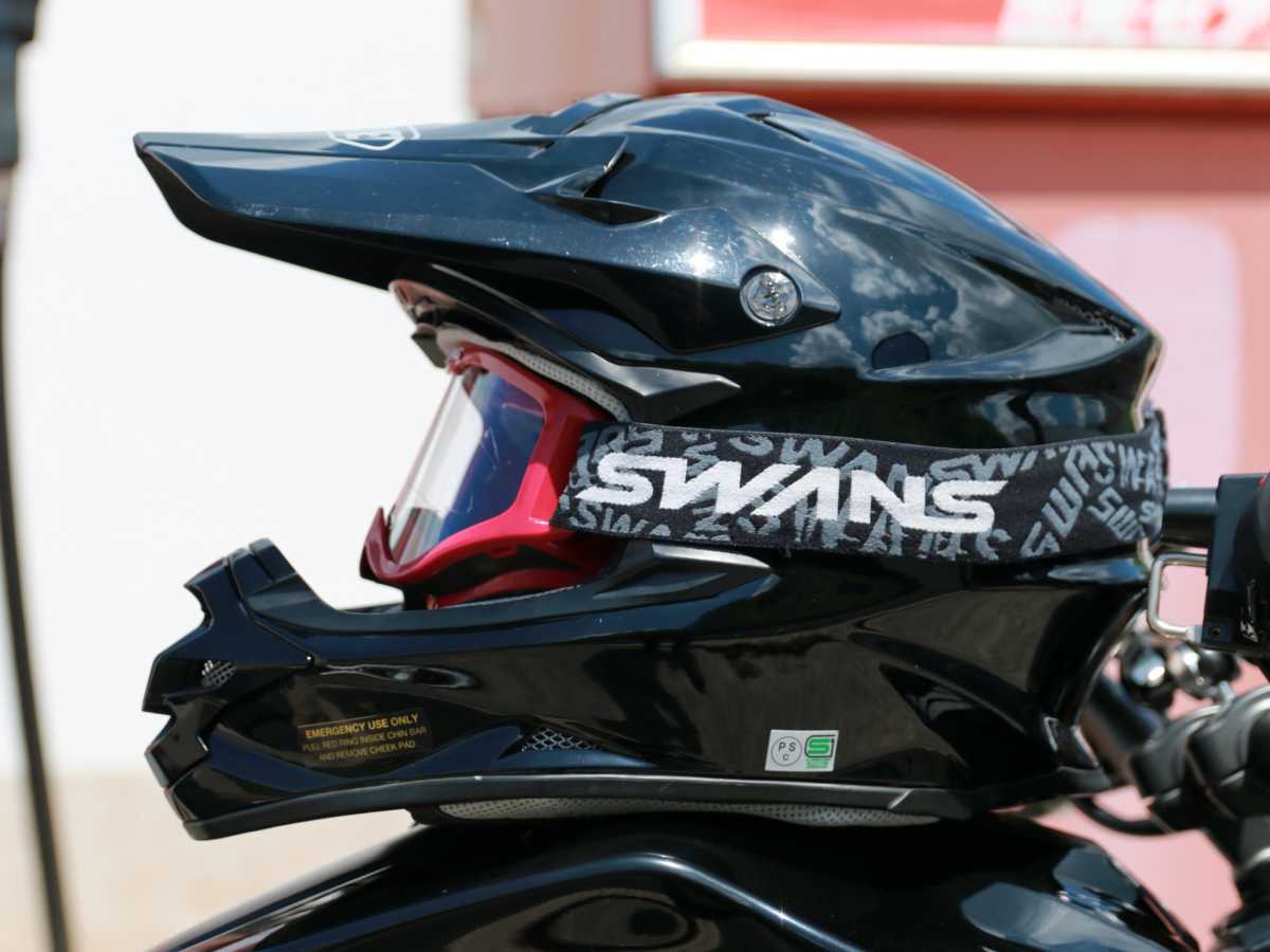 SHOEI   VFX-Wゴーハンゴーグル SHOEI VFX-Wゴーハンゴーグル