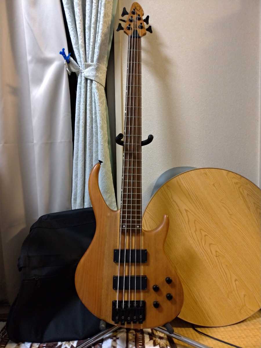 珍品 Peavey Grind Bxp 5弦ベース 汎用ソフトケースおまけ 送料無料 の落札情報詳細 ヤフオク落札価格情報 オークフリー スマートフォン版