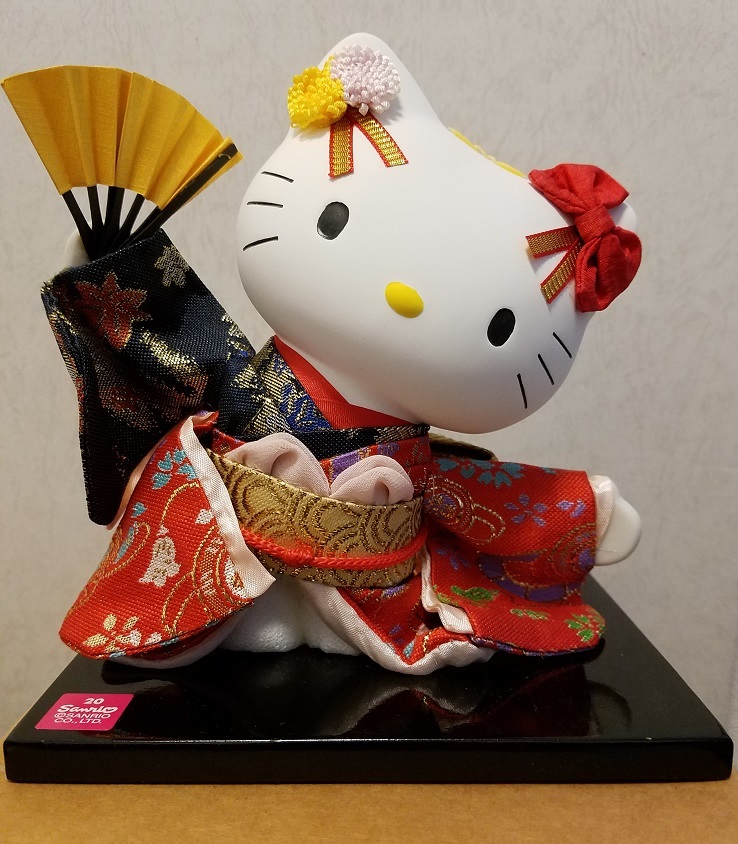ハローキティ 日本人形 置物 フィギュア 着物 葉朗彩々（はろうさい