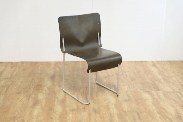 INTER DECOR Cassina.IXC「OLIO」ダイニングチェア1脚 スタッキング