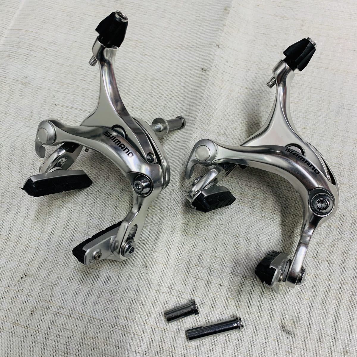 SHIMANO br-r650 ロングアーチ　 キャリパーブレーキ シルバー SHIMANO BR-R650 ロングアーチブレーキ アルテグラグレード - メルカリ
