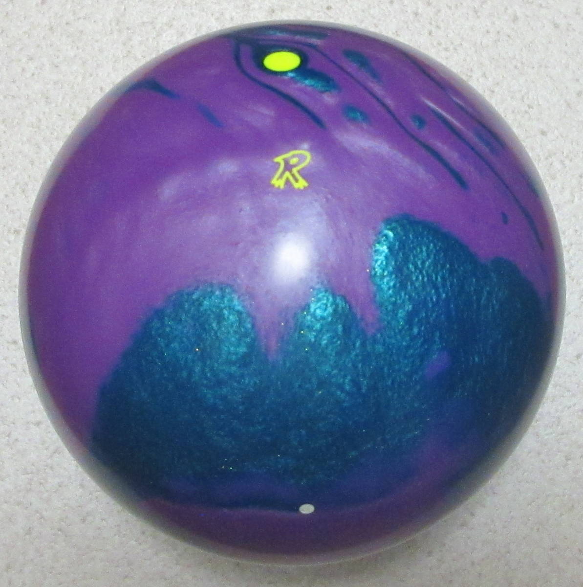 ボウリングボール ラディカル コンスピラシーセオリー 15P 新品