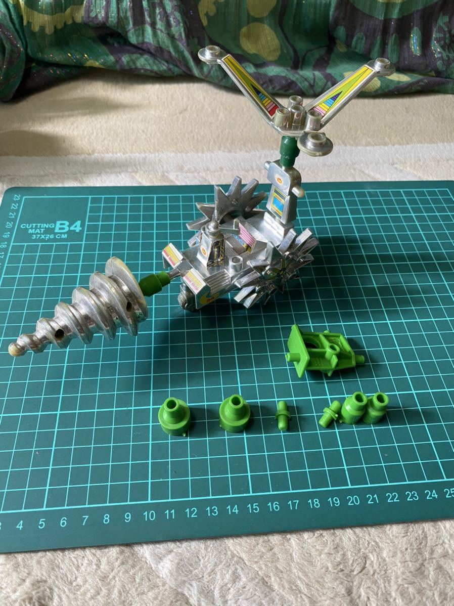 旧タカラ ミクロマン ロボットマン・ドリル戦車セット