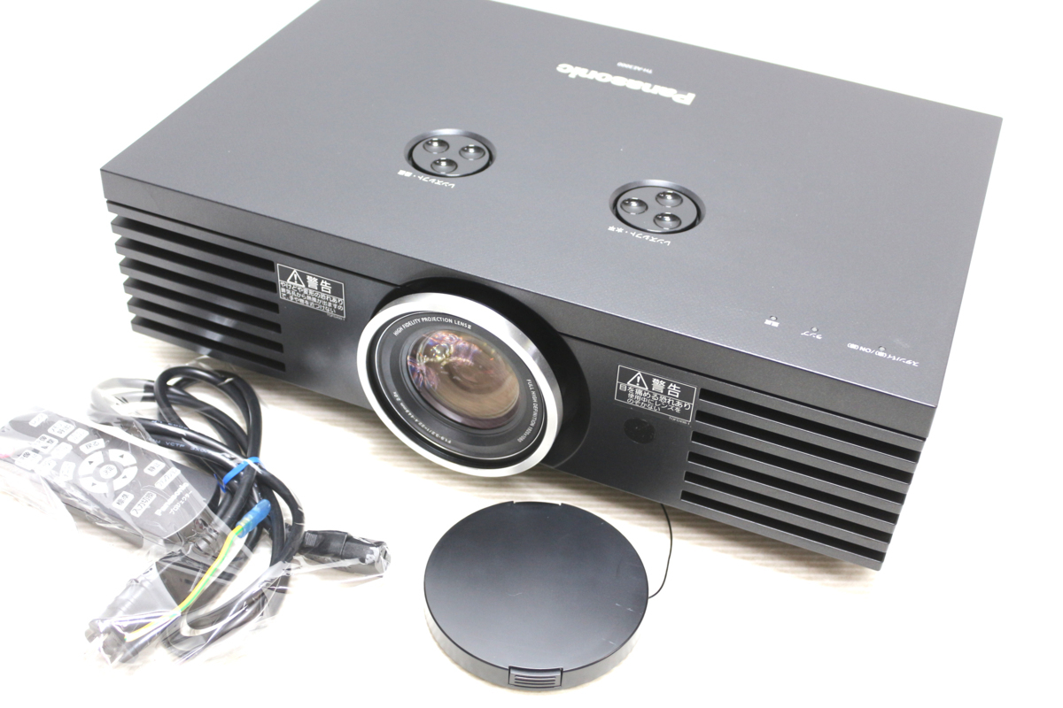 Panasonic 液晶プロジェクター TH-AE300 中古