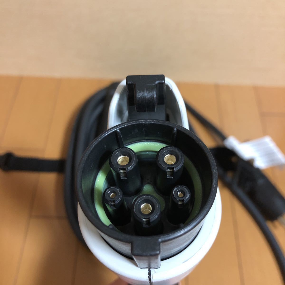 新品 Bmw純正phv充電コード 充電ケーブル 新品未使用200v約5m モード2ケーブル Phev 品番 8648050 の落札情報詳細 ヤフオク落札価格情報 オークフリー スマートフォン版