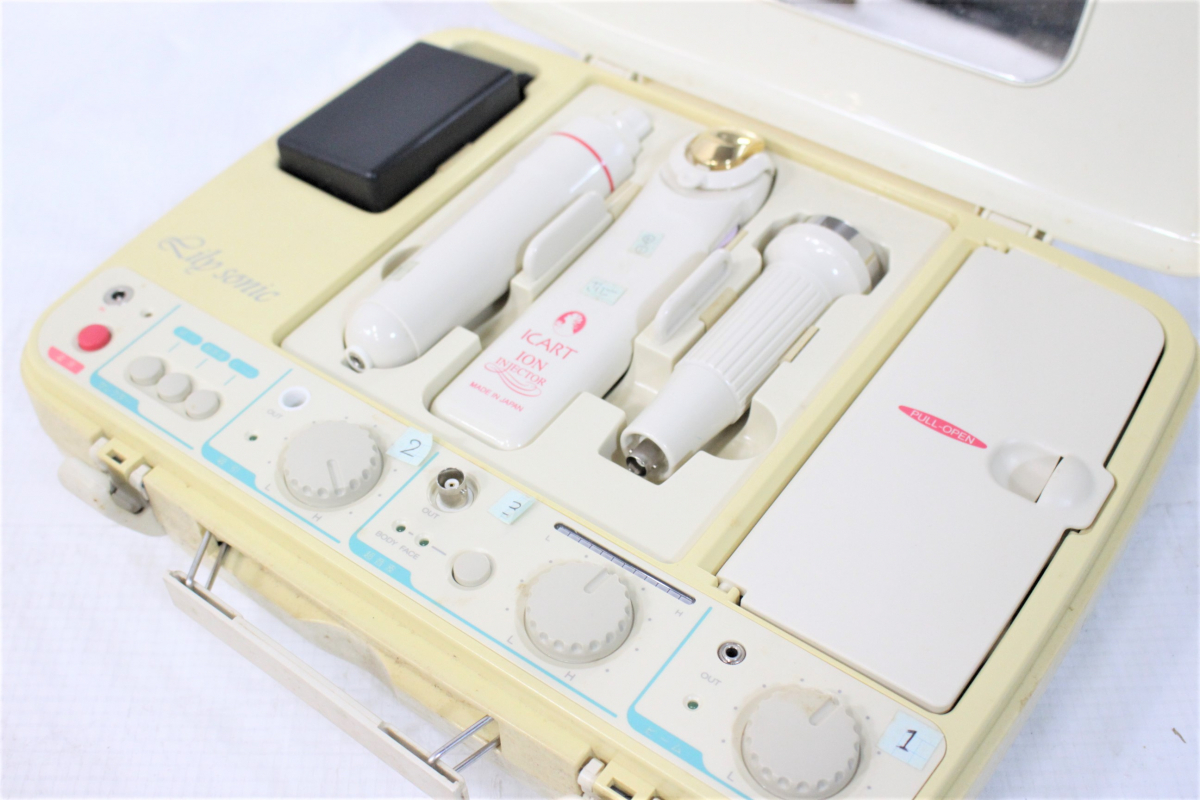値下げ】サミット リリーソニック〜総合美顔器〜