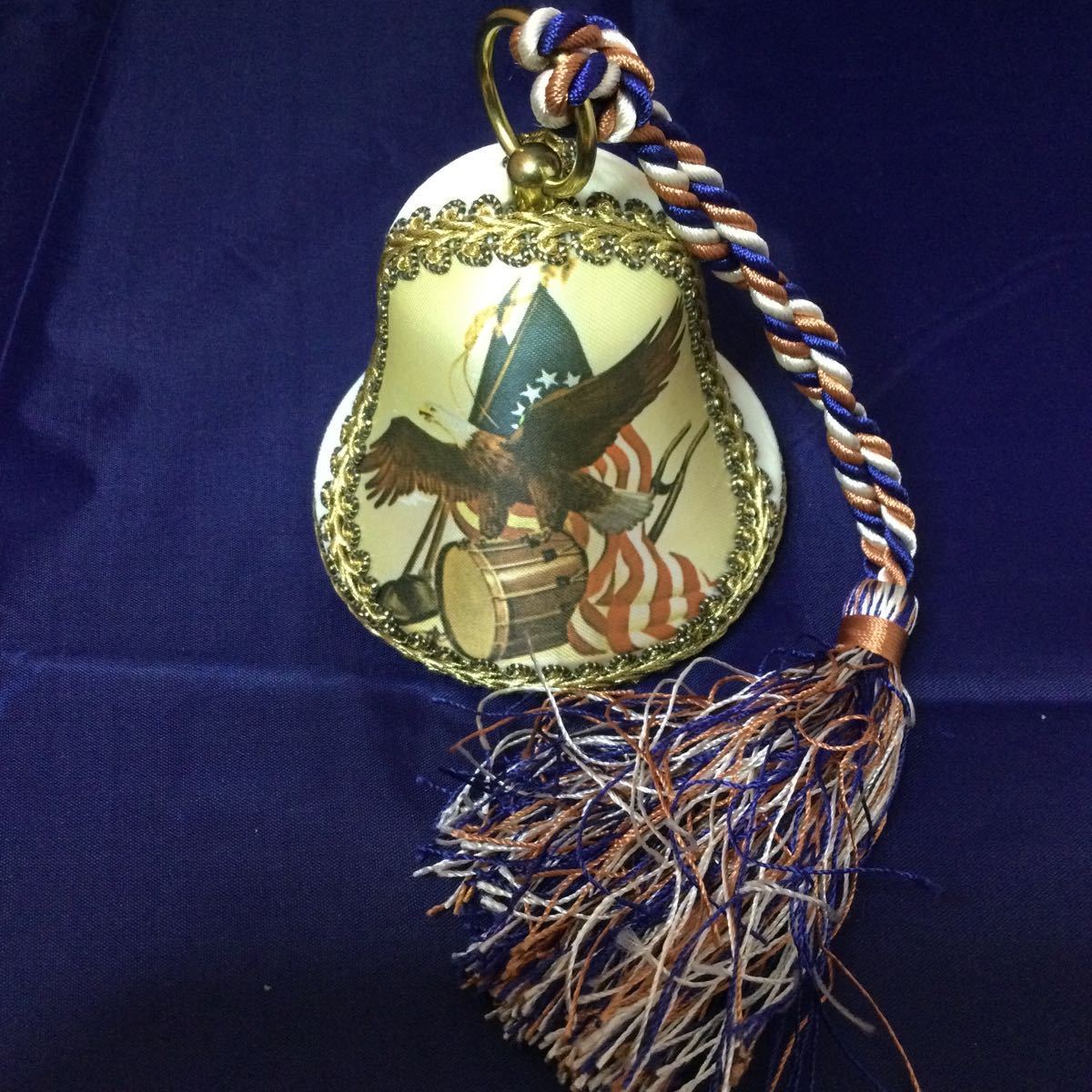 リュージュ社コレクターズベル1999年