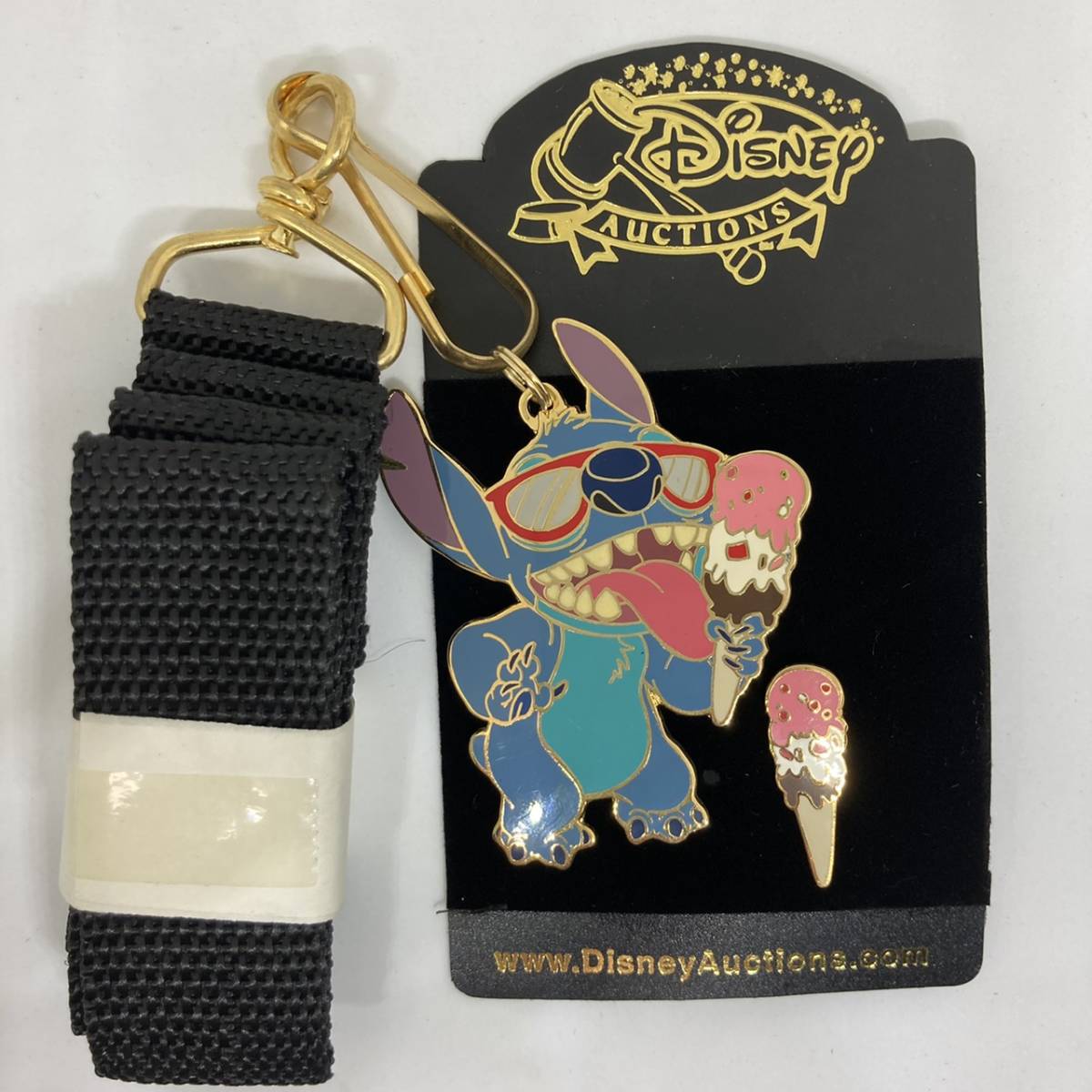【ディズニーオークション】　スティッチ　アイス　ランヤード　ピン ディズニーオークション】 スティッチ アイス ランヤード ピン