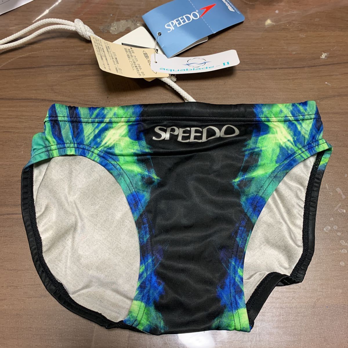 スピード アクアブレード ウロコ 競パン 競泳水着 超レア 超光沢