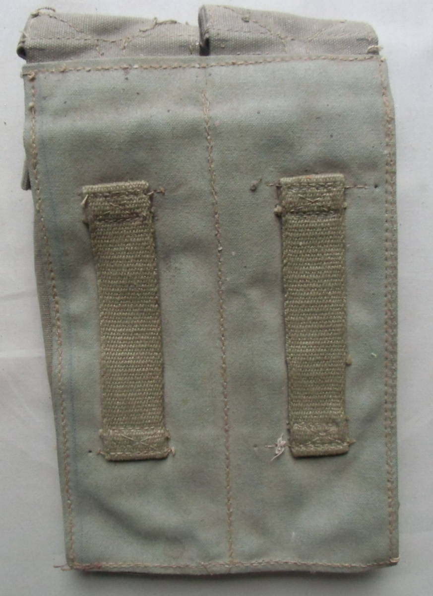 AK 用マガジンポーチ　ベトコン　ベトナム戦争　実物 AK 用マガジンポーチ ベトコン ベトナム戦争 実物