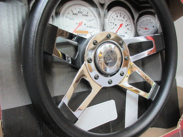 新品】GRANT 440 グラント ステアリング Challenger Steering Wheels