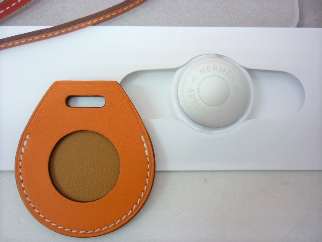 AirTag エルメス バッグチャーム オレンジ 未使用 未使用】未