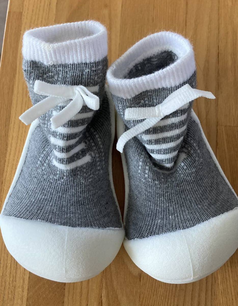 【未使用に近い】【美品】baby feet ベビーフィート 11.5cm ファーストシューズ 室内履き 赤ちゃん 乳児 歩き始め 靴 男女兼用