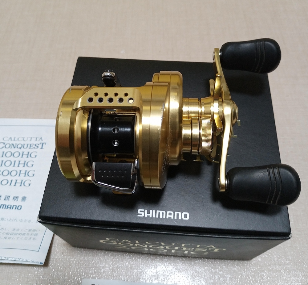 カルカッタコンクエスト 200HG現行品 中古品です。 シマノ 00
