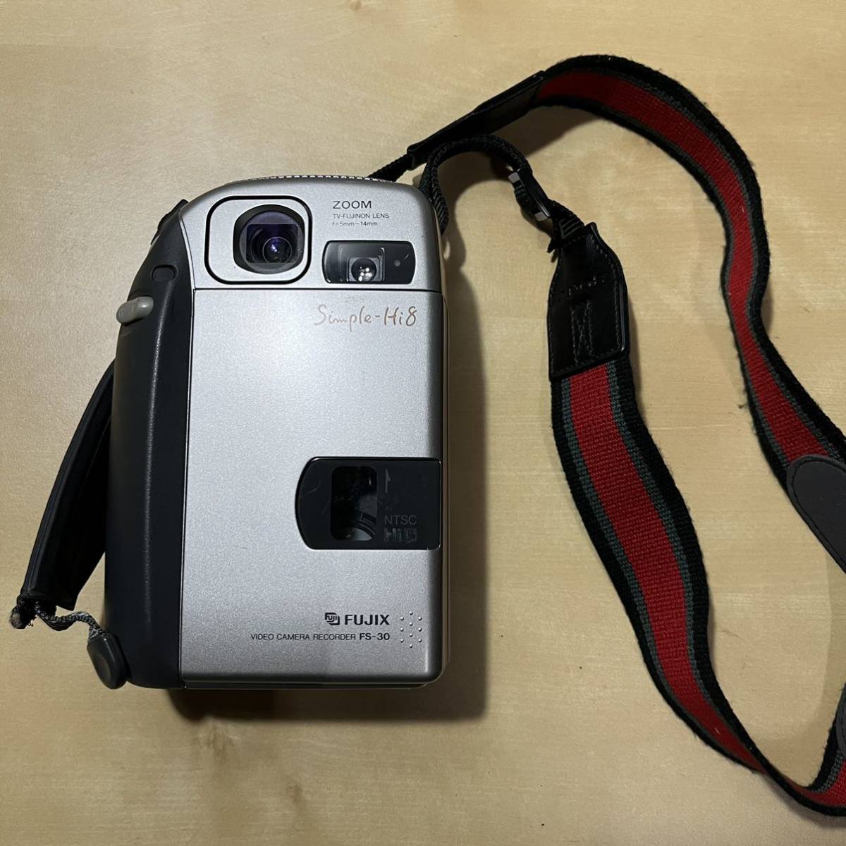 【中古】8㎜ビデオカメラ FUJIX SimpleHi8 FS1 の落札情報詳細 ヤフオク落札価格情報 オークフリー