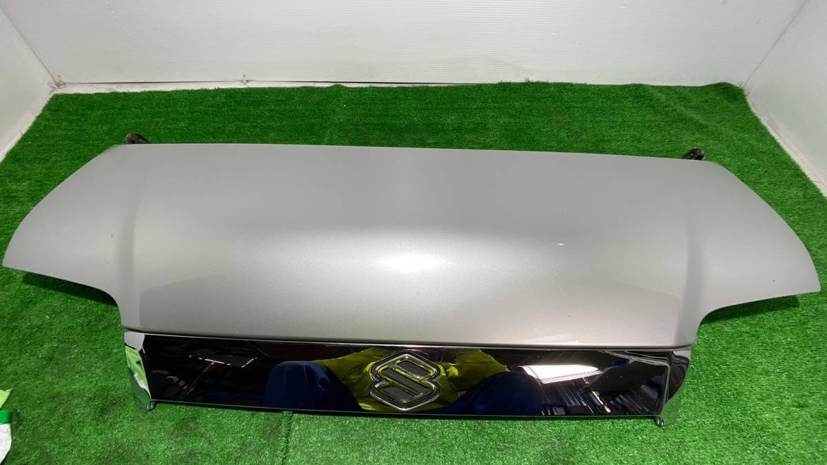 DA17V エブリイ ボンネット ガーニッシュ付き 26U DA17V ボンネット