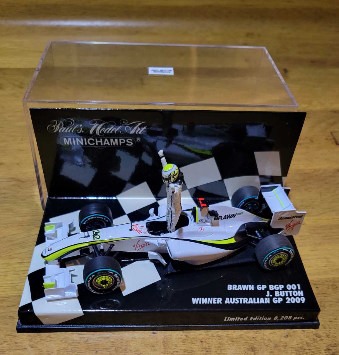 Minichamps 1:18 Brawn GP BGP 001 Jenson Button Winner