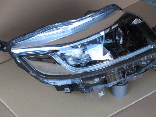 スペーシア カスタム MK53S 左 ヘッドライト 美品 損傷なし