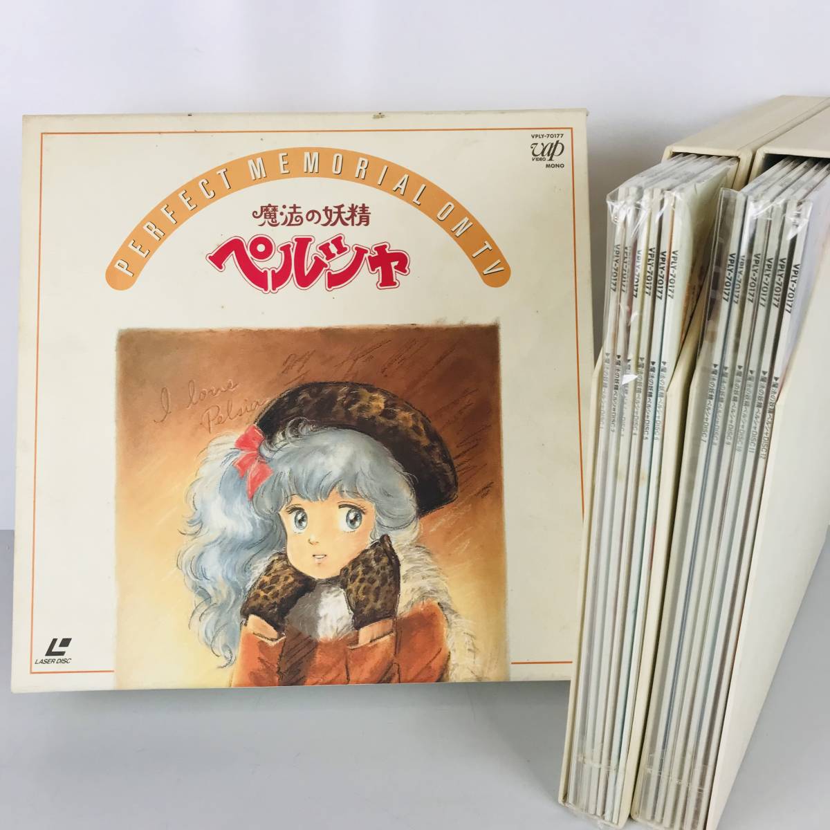 未使用】QB9669 未使用/保管品 LD レーザーディスク LD-BOX 魔法