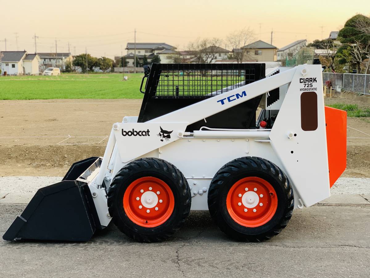ボブキャット　725　ホイールローダー・タイヤショベル Yahoo!オークション - BOBCAT 725 ボブキャット ホイールローダー TCM
