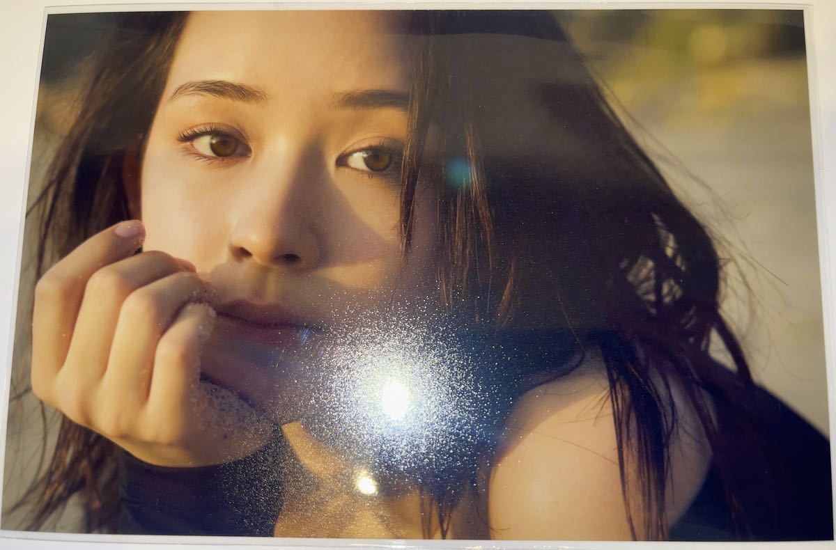 畑芽育1st写真集 残照 サイン入り Amazon.co.jp: 畑芽育1st写真集 残照 : おもちゃ