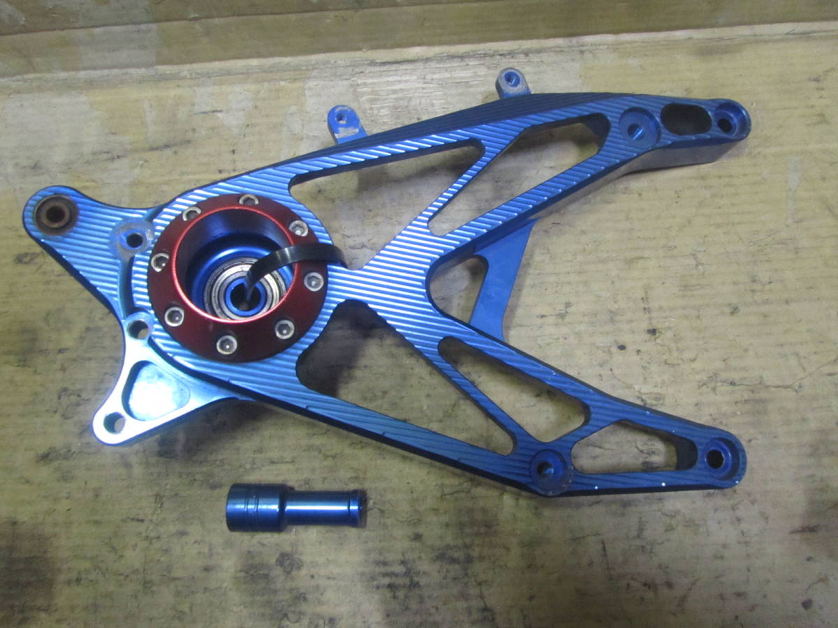 シグナスX1型〜3型用 社外スイングアーム