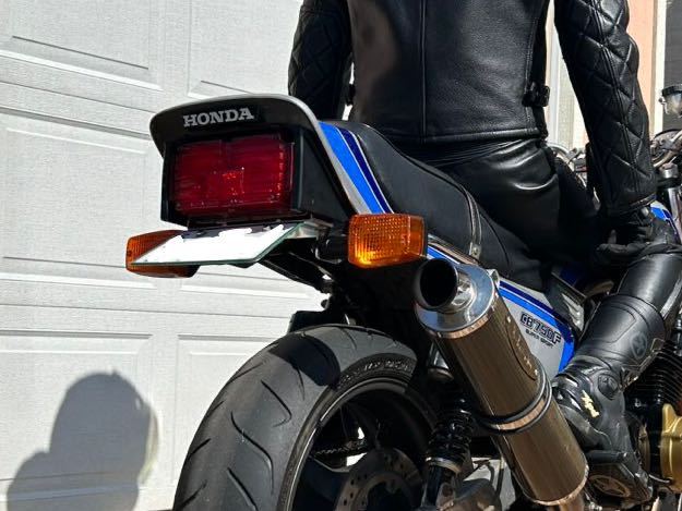 CB750F アルミ フェンダーレスキット ブラック アルマイト RC04