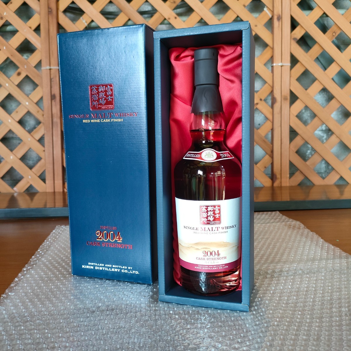 未使用】富士御殿場蒸留所 赤ワインカスクフィニッシュ 2004 700ml