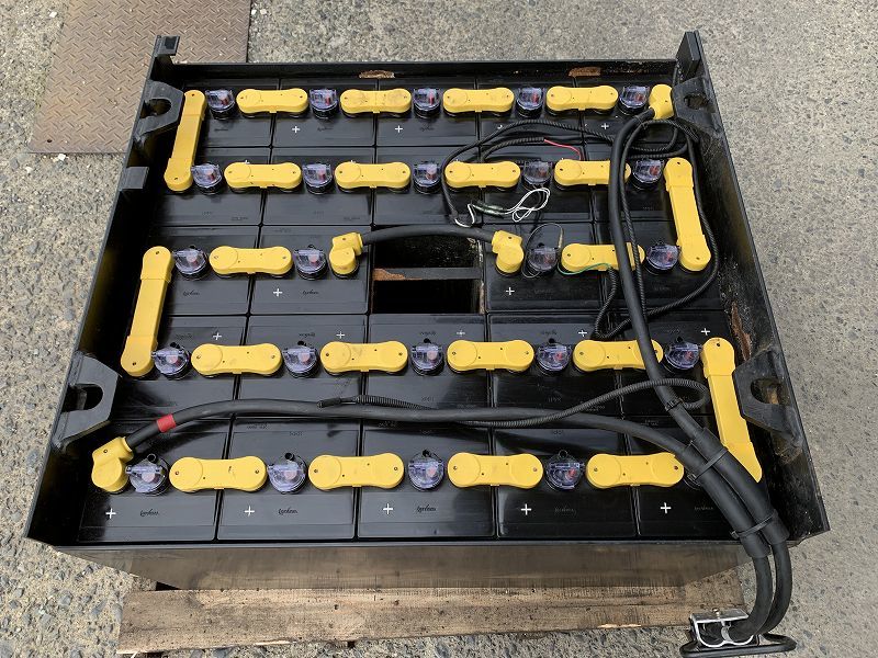 【やや傷や汚れあり】充電済中古バッテリー ユアサ VCD8AC 48V フォークリフト ソーラー 太陽光 オフグリッド。の落札情報詳細