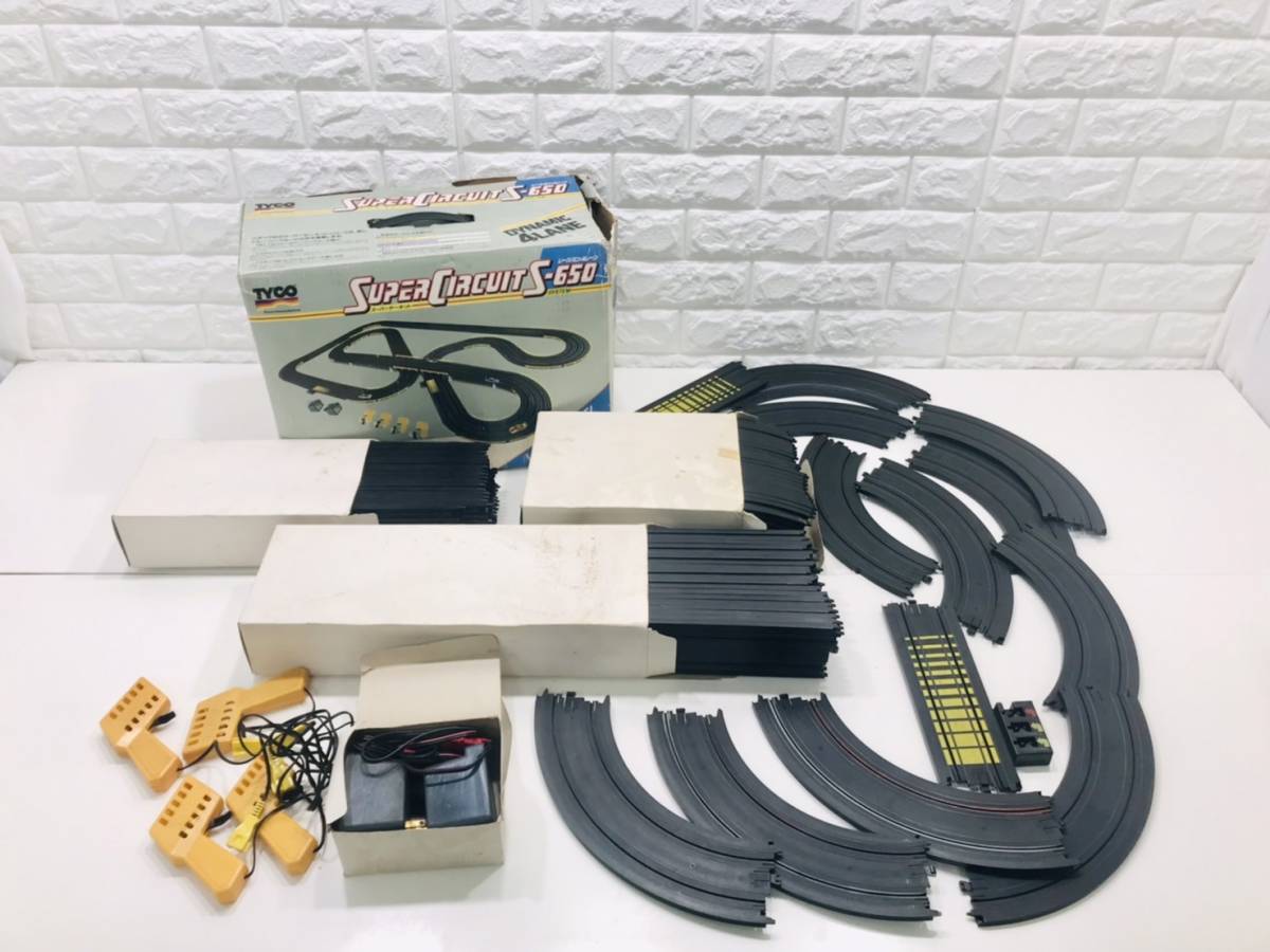 TYCO Super Circuit S-650 セット　付属品あり？ TYCO Super Circuit S-650 セット 付属品あり？（スロットカーの
